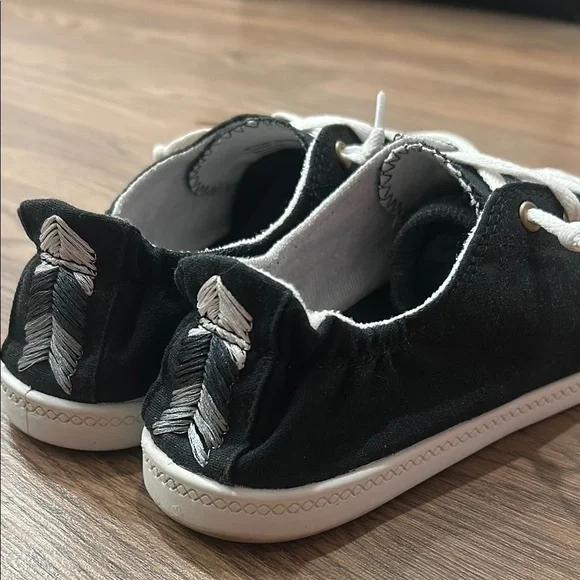 Black Canvas Sneakers, time and tru - Picture 6 of 6